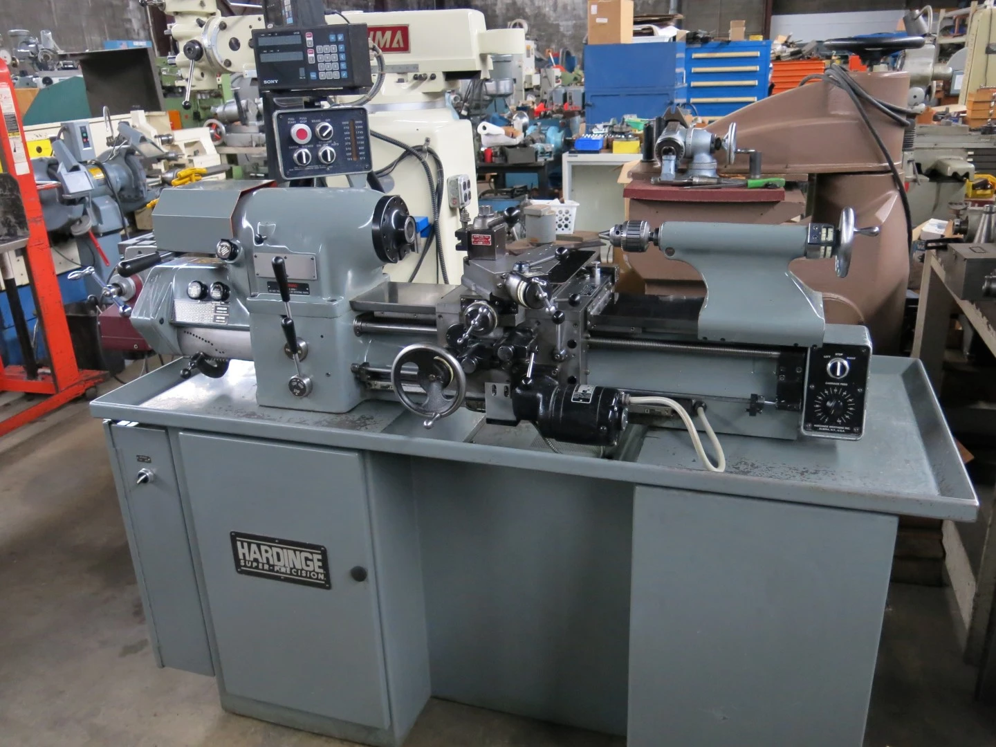 Hardinge HLV-H Precision Toolroom Lathe IN/MM with DRO
