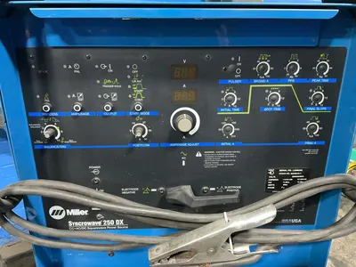 Used MILLER SYNCROWAVE 250 DX Tig Welders Ohio US | HGR 24 #1265852