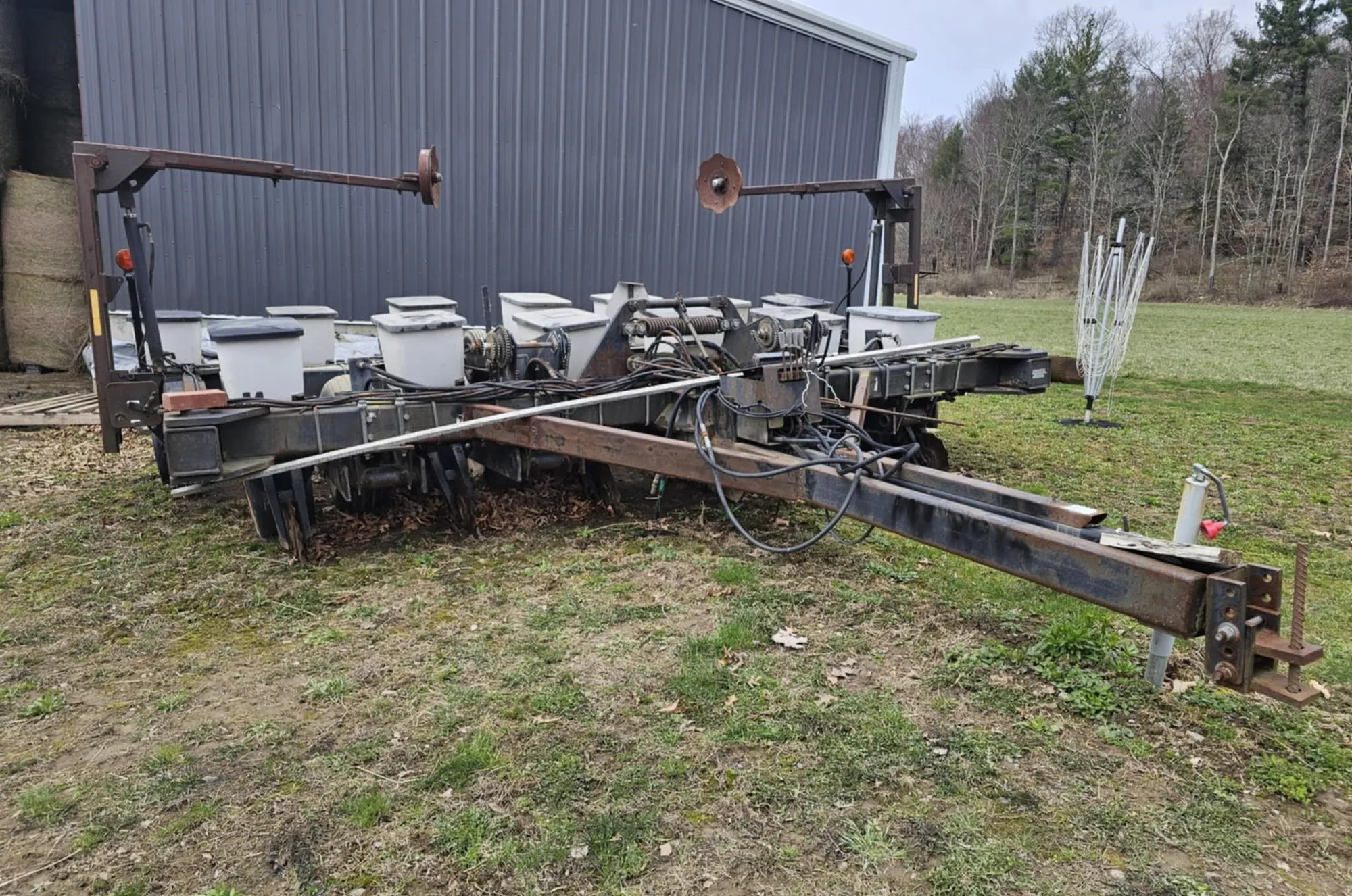 USED BLACK MACHINE 12F