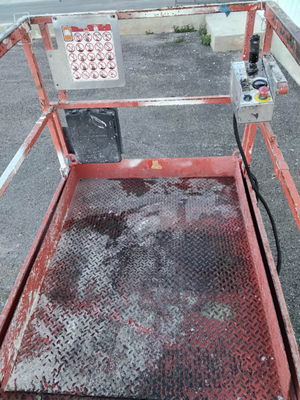 USED 2015 Skyjack SJ4632