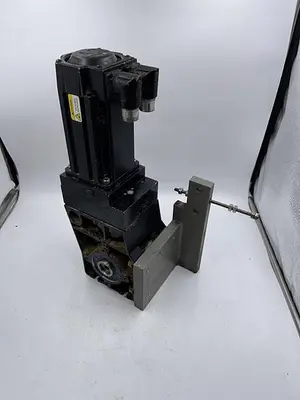 Used ALLEN-BRADLEY ALLEN BRADLEY MPL-B330P-MK72AA SER A LENZE GKR04-2NHARXC Servo Motors | ND Industrial Surplus #1216124