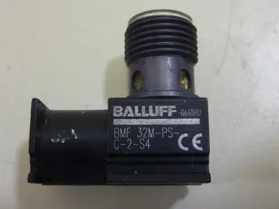 USED BALLUFF BMF 32M-PS-C-2-S4