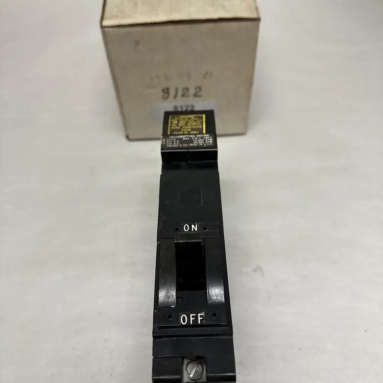 Used SQUARE D FY14020C Circuit Breakers | Surplus Asset Holdings #1190185