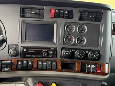 Used 2022 KENWORTH T880 TRUCK TRACTOR Conventional trucks Michigan US | Miedema Asset Management Group #1709428