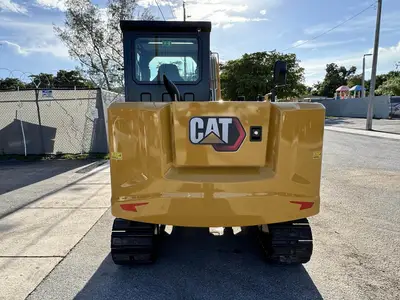 New | in-Stock 2025 CATERPILLAR 305.5E2 CR Crawler Excavators - Mini Florida US | Truck and Van Outlet #1509253