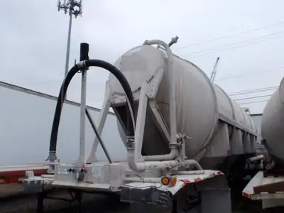 Used 1995 POLAR _UNKNOWN_ Tanker Trailers Indiana US | Lakeshore Equipment Sales #1546574