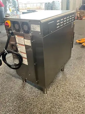 USED 2021 ALTO SHAAM VMC-H3H