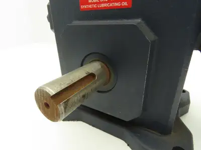 Leeson Ironman BM821-100-56-L Worm Gearbox 100:1 Reducer 0.21Hp 17.5 RPM 56C LH