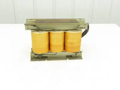 Tokuden Sangyou Step-Down Transformer 3Phase 3kVA 380-575V HV 210-230V LV