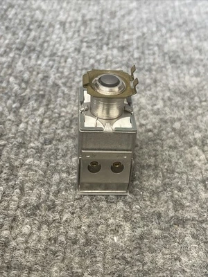 New | in-Stock Micro Switch 2C10 Misc Electrical & Power Parts California US | Davliegogo LLC #1710974
