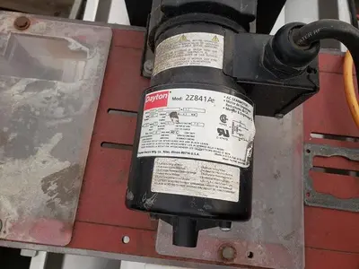 Lakewood Clamshell Filler