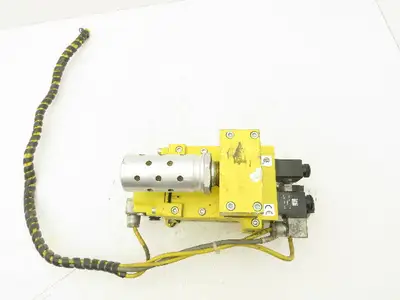 Ross Controls DM2CNA54A21 Double Solenoid Valve W/ Base Assembly 24VDC 30-120PSI