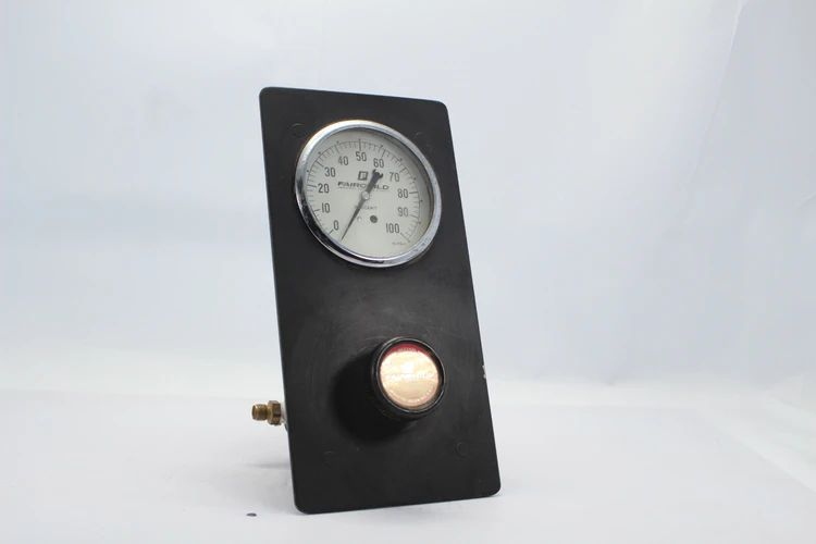 Used Fairchild PL10-10-R-15-15 Air Pressure Regulators California US | Davliegogo LLC #1705261