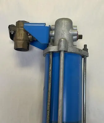 USED NELES-JAMESBURY ST20MS