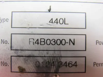 A-B Allen Bradley 440L-R4B0300N POC-14 Safety Light Curtain Receiver 12" height