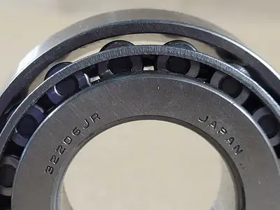 NEW KOYO 32206JR
