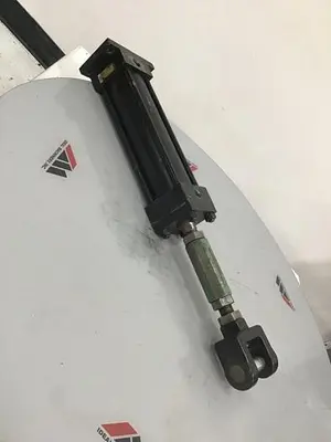 USED PARKER H2HS182