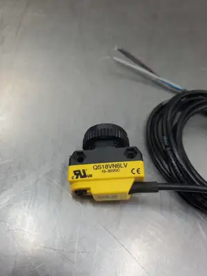BANNER QS18VN6LV Photoelectric Sensor, 10-30VDC. 5E-5/5