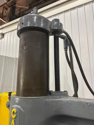 4' ARM x 9" CARLTON MODEL #1A POWER RADIAL ARM DRILL: YOBRO #24007