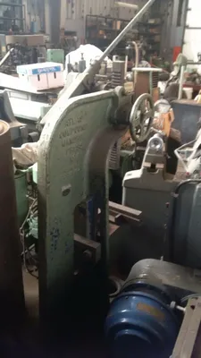 Used Atlas #4 Arbor Presses Quebec CA | Machineco #1256245