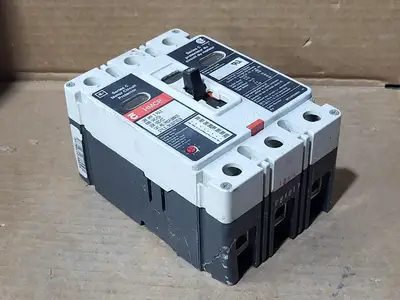 Used CUTLER-HAMMER HMCP100R3S Switchgears British Columbia CA | Lenmark #1435050