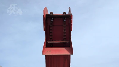 USED 1957 FORD 971