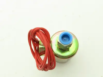 Honeywell Skinner V5L19300CTB Solenoid Valve 3-Way NC 120V 100 PSI 1/4" NPT