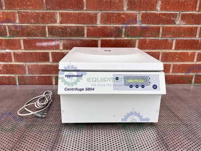 Used EPPENDORF 5804 BENCHTOP CENTRIFUGE W/ EPPENDORF A-4-44 ROTOR 5000 RPM Centrifuges | Equipment Lab #486333