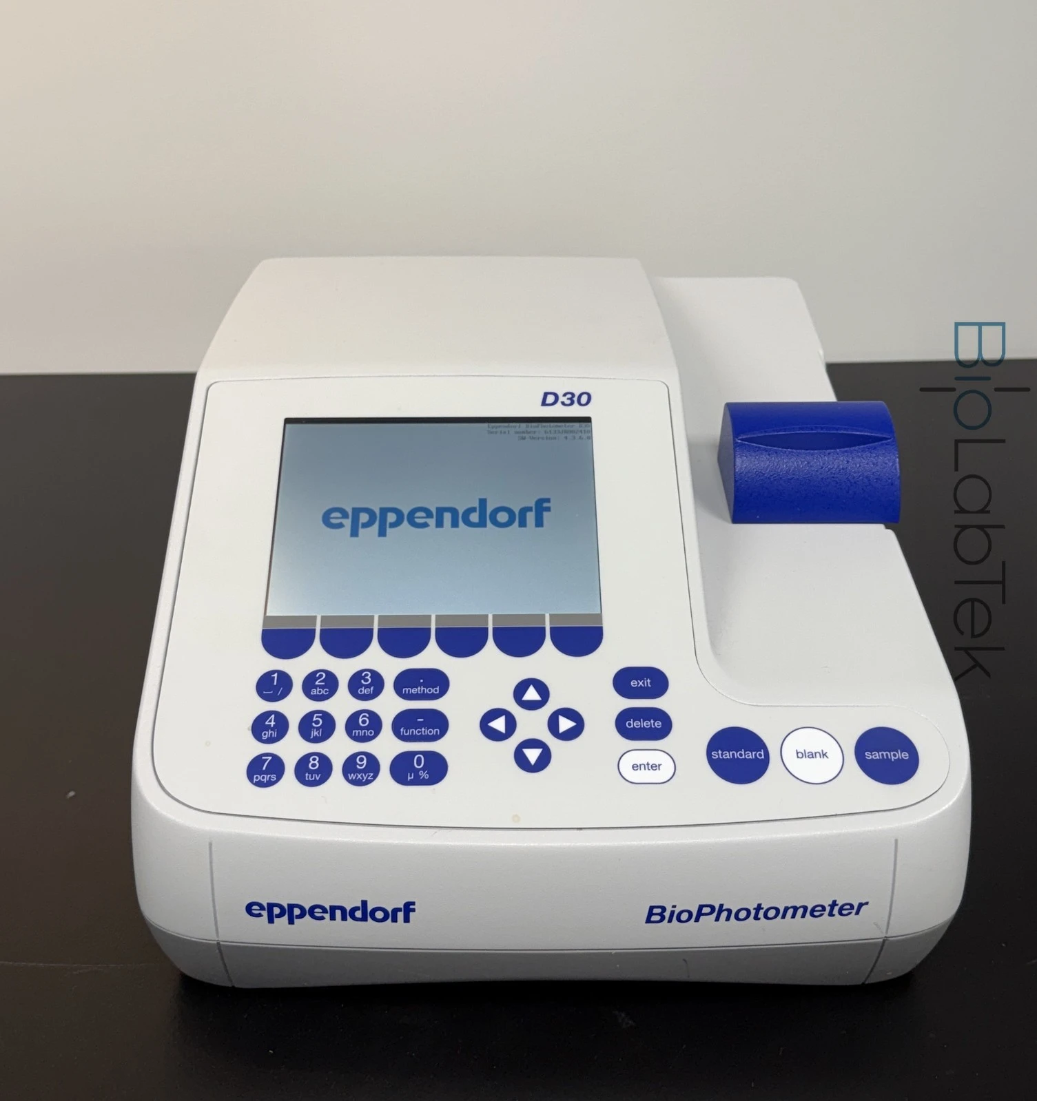 USED Eppendorf D30 BioPhotometer