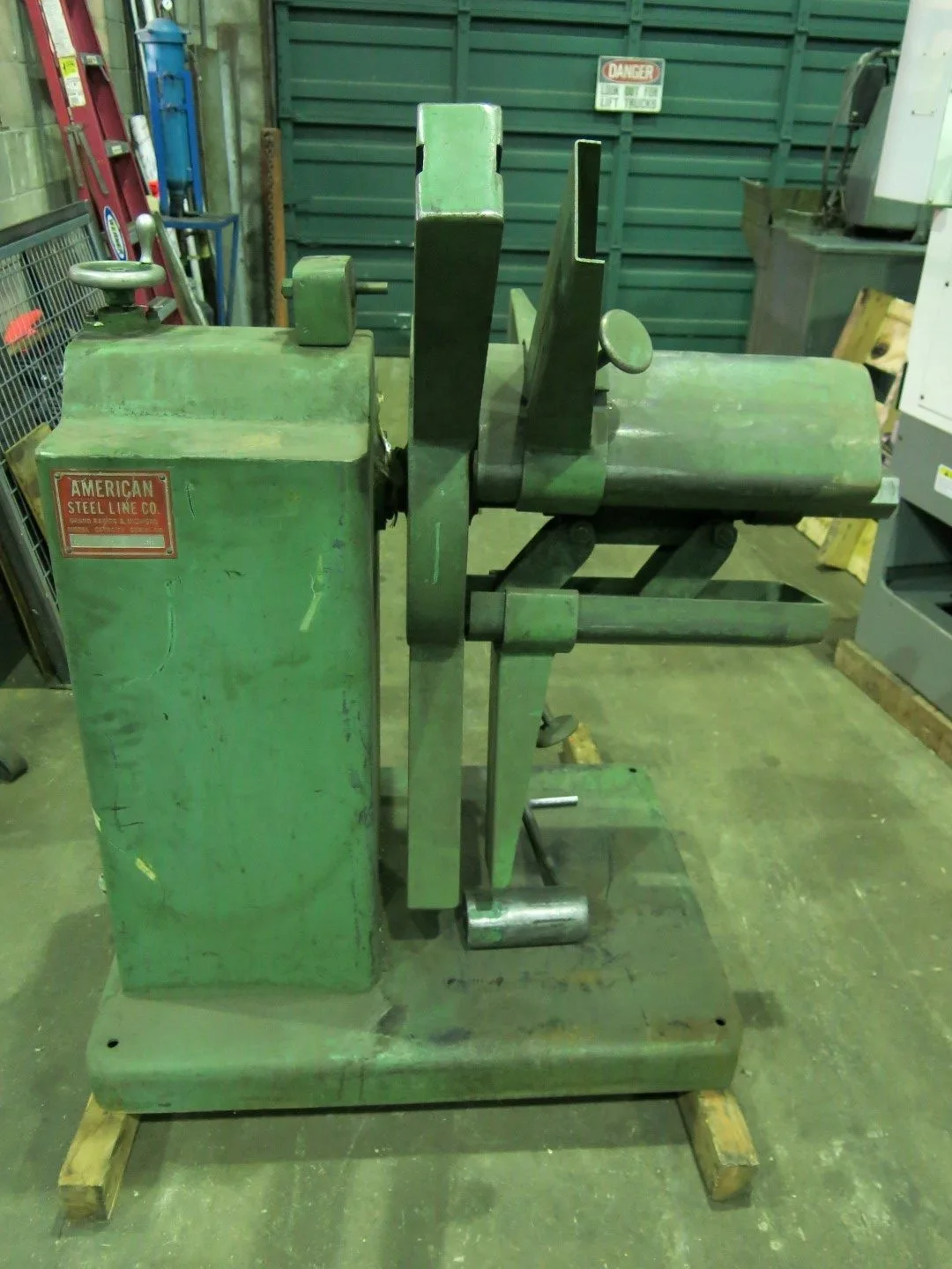 USED AMERICAN 60 MOTORIZED UNCOILER