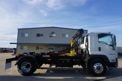Used 2027 ISUZU FVR Hooklifts & Roll-Offs Texas US | Roll Off Truck World #1491763