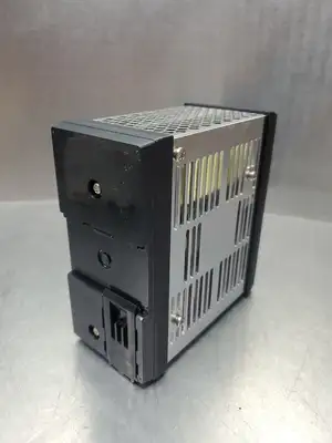 KEYENCE CA-U4 24VDC 6.5A Switching Power Supply. 3B-9