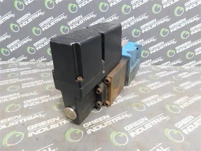 Vickers KBFTG4V-5-2B30N-Z-PE7-H7-10 Proportional Valve Assembly 4500 PSI Used