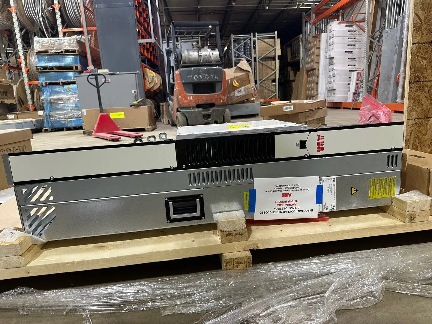 NEW 2019 ABB ACS880-04-370A-7+C173+E200+0H354+H356+J425+0P919   V