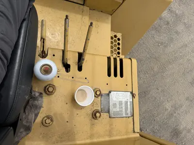 Used 1998 CLARK C500-Y160 DGM Internal Combustion Forklifts: Pneumatic Tire Kentucky US | Proxy Equipment #1385155