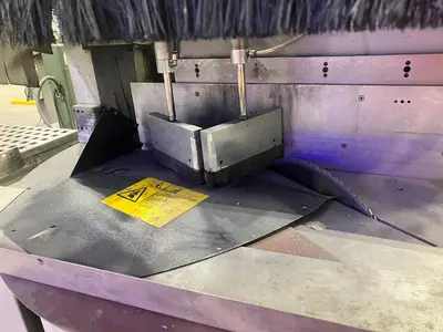 Used 2004 _UNKNOWN_ _UNKNOWN_ Miter Saws Minnesota US | Myron Bowling Auctioneers Inc #1541930