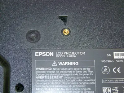 Epson PowerLite 1980WU WUXGA 3LCD Projector with Remote Control and HDMI Cable