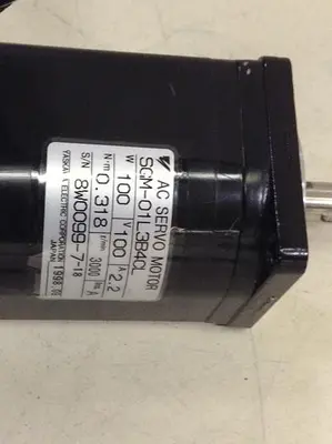 USED YASKAWA SGM-01L3B4CL