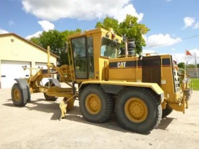 2002 Caterpillar 140HNA