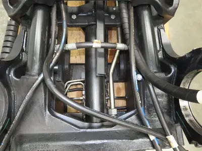 Hyster E80XN Forklift Mast Class IV 2 Stage 4 Lever 144.7" Lift 7000lb READ