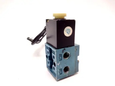 611B-11-614BA | MAC Valves  Solenoid Valve 24VDC 8.5W 150PSI - Used