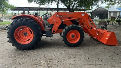 USED 2013 Kubota M8540DT-1