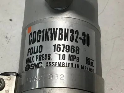 USED SMC CDG1KWBN32-30