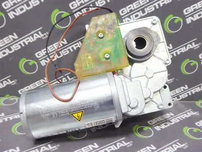 Siemens 3WL9111-0AF03-0AA0 Storage Charging Motor 110-125VDC / 110-127VAC Used