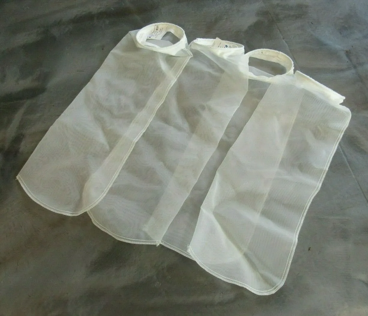 NEW LOT OF 4 EATON F31B34078 FILTER BAG NMO-400-P02S-H-50M