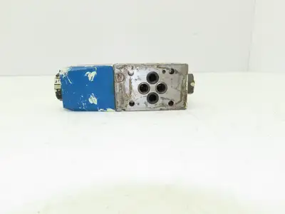 Vickers DG5V-7-2A-E-U2-B-80-JA484 Hydraulic Directional Solenoid Valve 110v