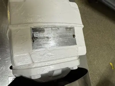 USED WAUKESHA PUMP WHITE MODEL 30