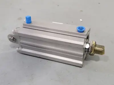 USED SMC CQ2D40-75DM