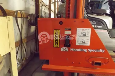 USED H&S HANDLING SPECIALTIY CFL 200 EXCALIBUR CANTILEVR FORKLIFT