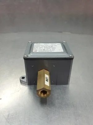 United Electric Controls Type J21K Model 254 Stock 9545 Pressure Module. 6E-13